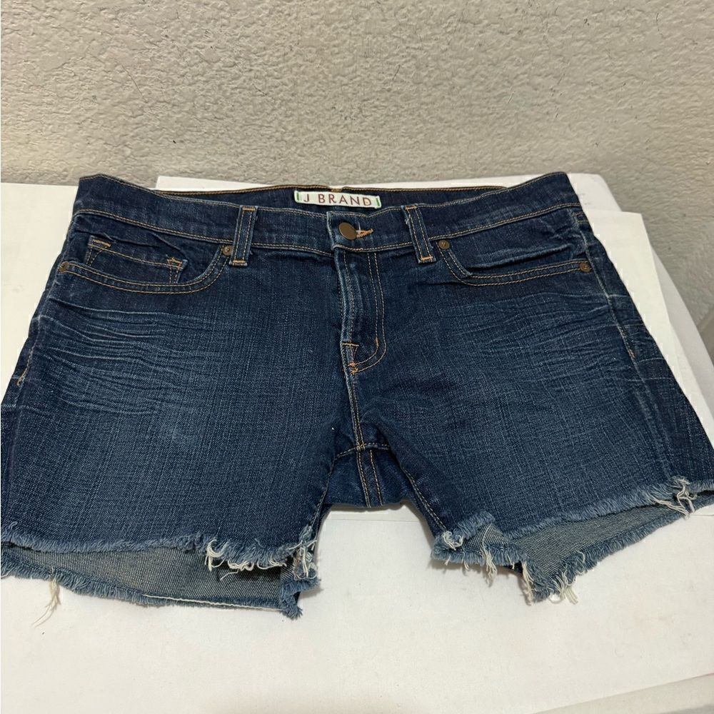 J Brand women’s Denim Short medium Wash size 29